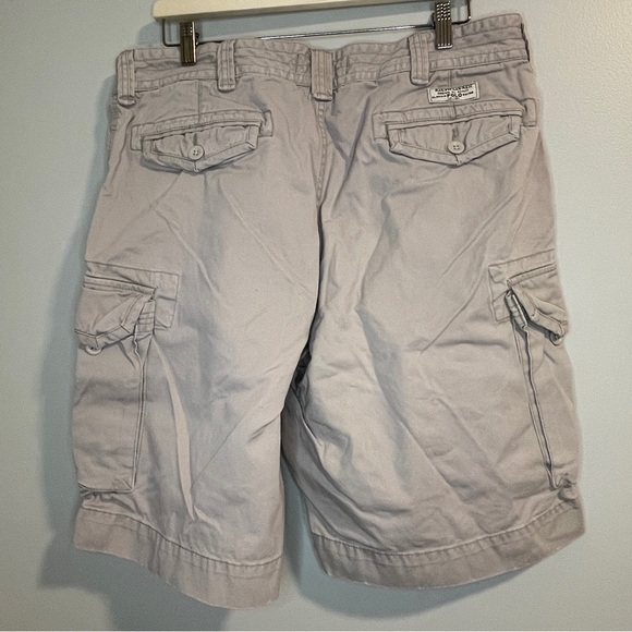 POLO BY RALPH LAUREN Classic Cargo Mens Shorts Beige Size 38 - Picture 2 of 6